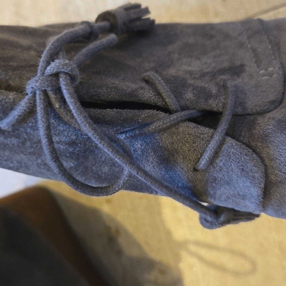 Dr. Scholl's Be Energized Foam Technology Gray Suede Dakota Ankle Wedge Booties - Picture 4 of 12